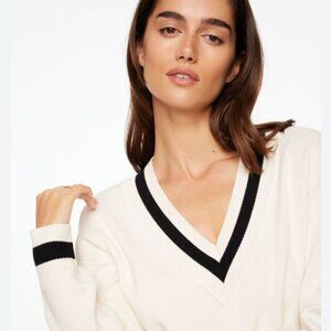 Metric Knits Ivory/ Black Long Sleeve V-Neck Sweater (S) Brand New